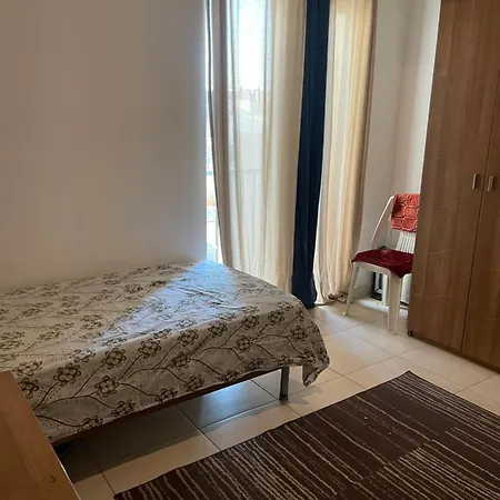 شقة 2 Bed In *